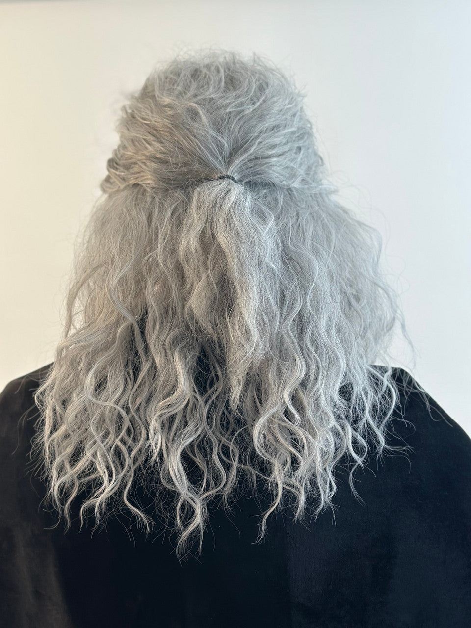 Grey Wavy Warrior Wig costume wig, photo 4 of 4