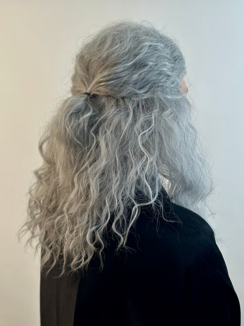 Grey Wavy Warrior Wig costume wig, photo 3 of 4